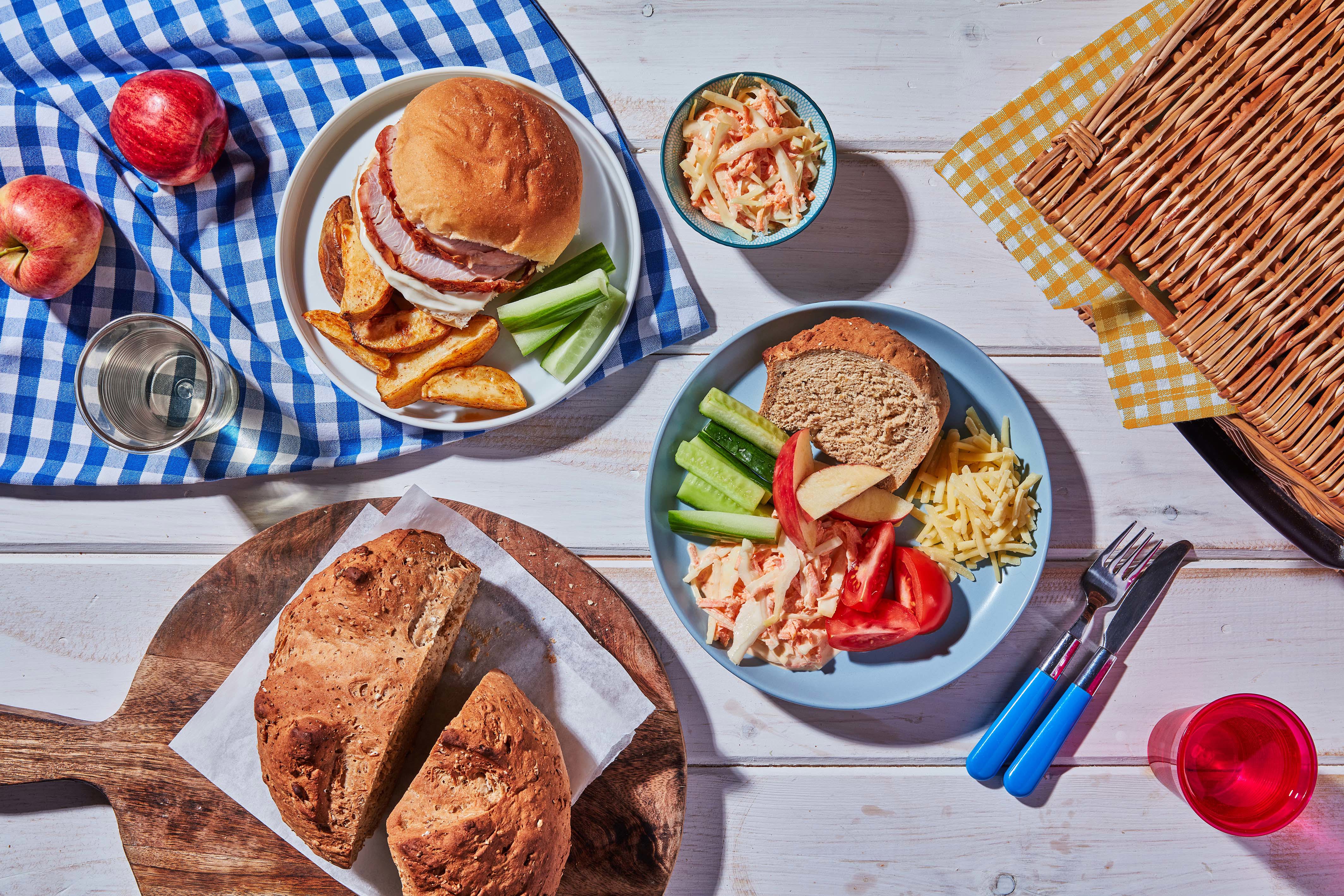 Chartwells Primary SS23 Halal Picnic Plates RGB